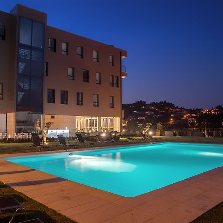 Lam Hotel Селоріку-де-Башту Екстер'єр фото