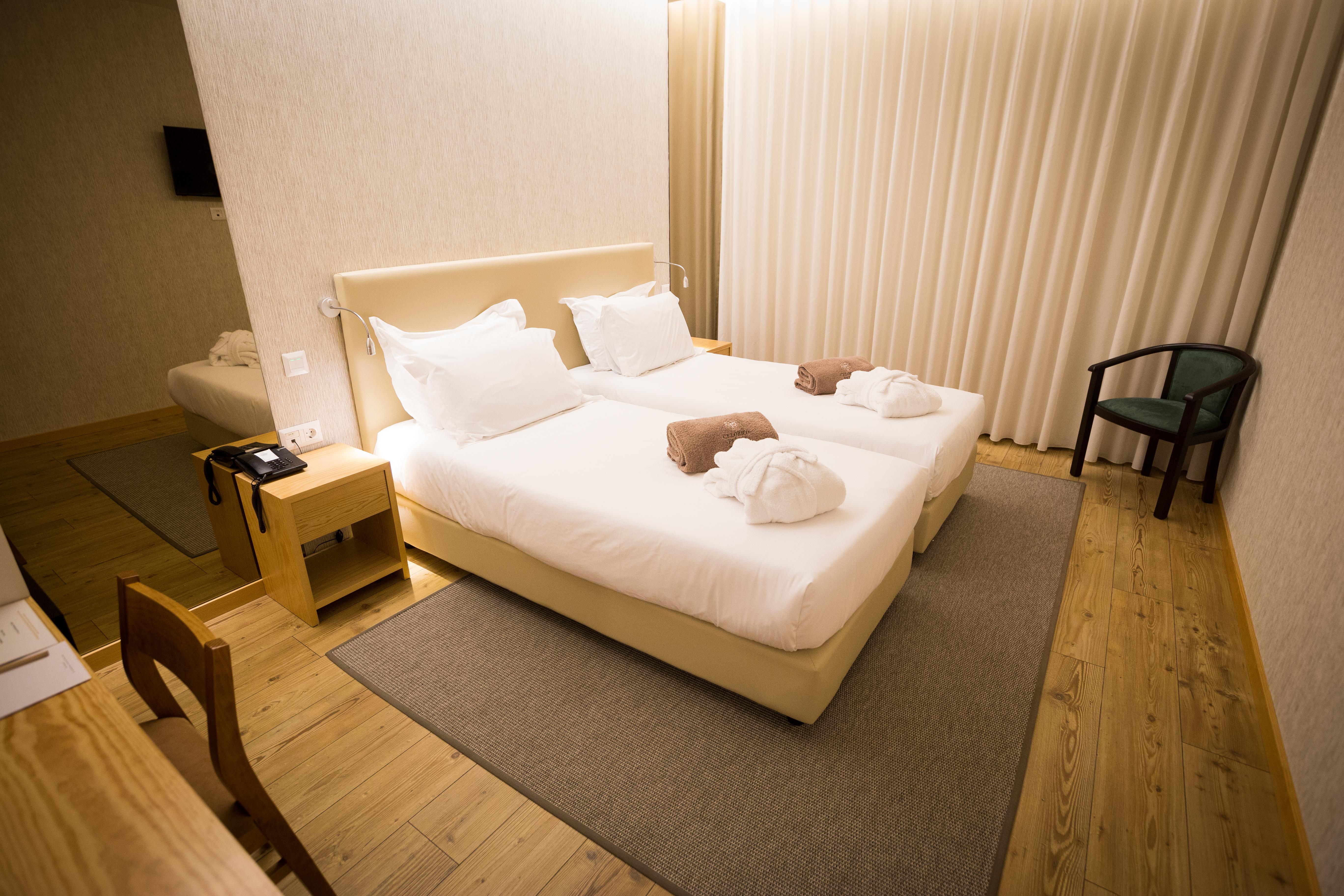 Lam Hotel Селоріку-де-Башту Екстер'єр фото